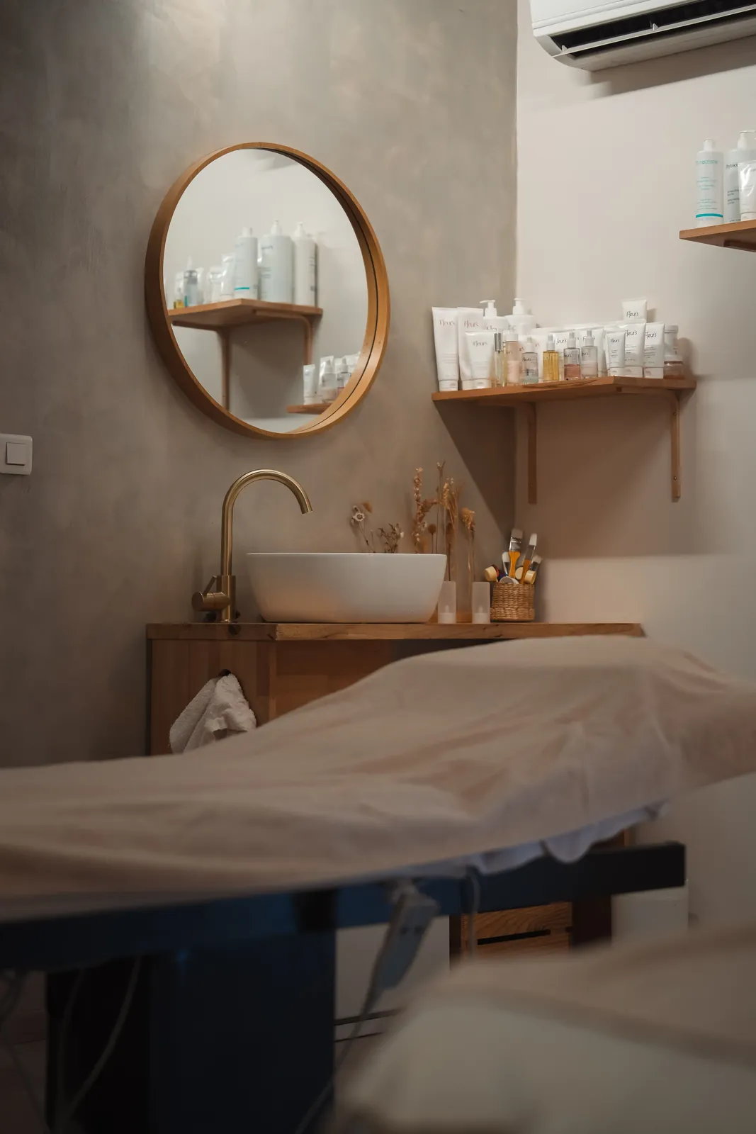Présentoir Fleur's — Institut Fabuleusement Vous