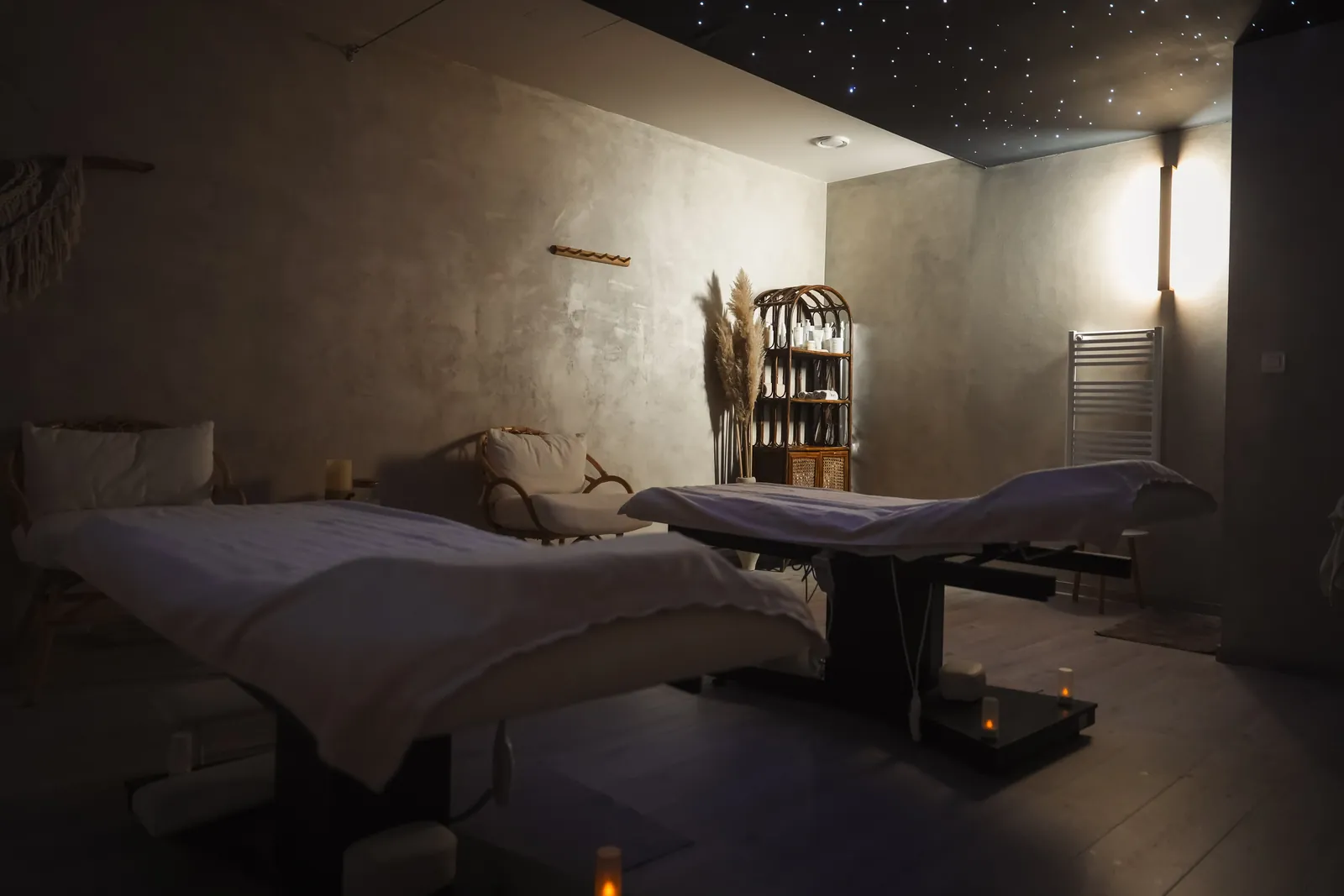 Salle détente avec plafond étoilé — Institut Fabuleusement Vous
